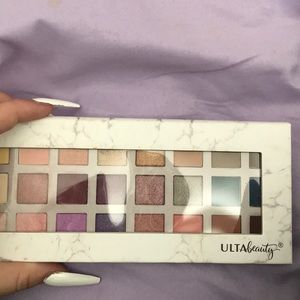 Eyeshadow pallet